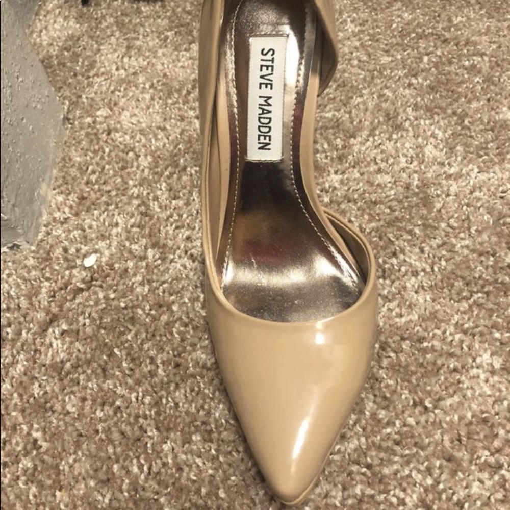 Pointy heels